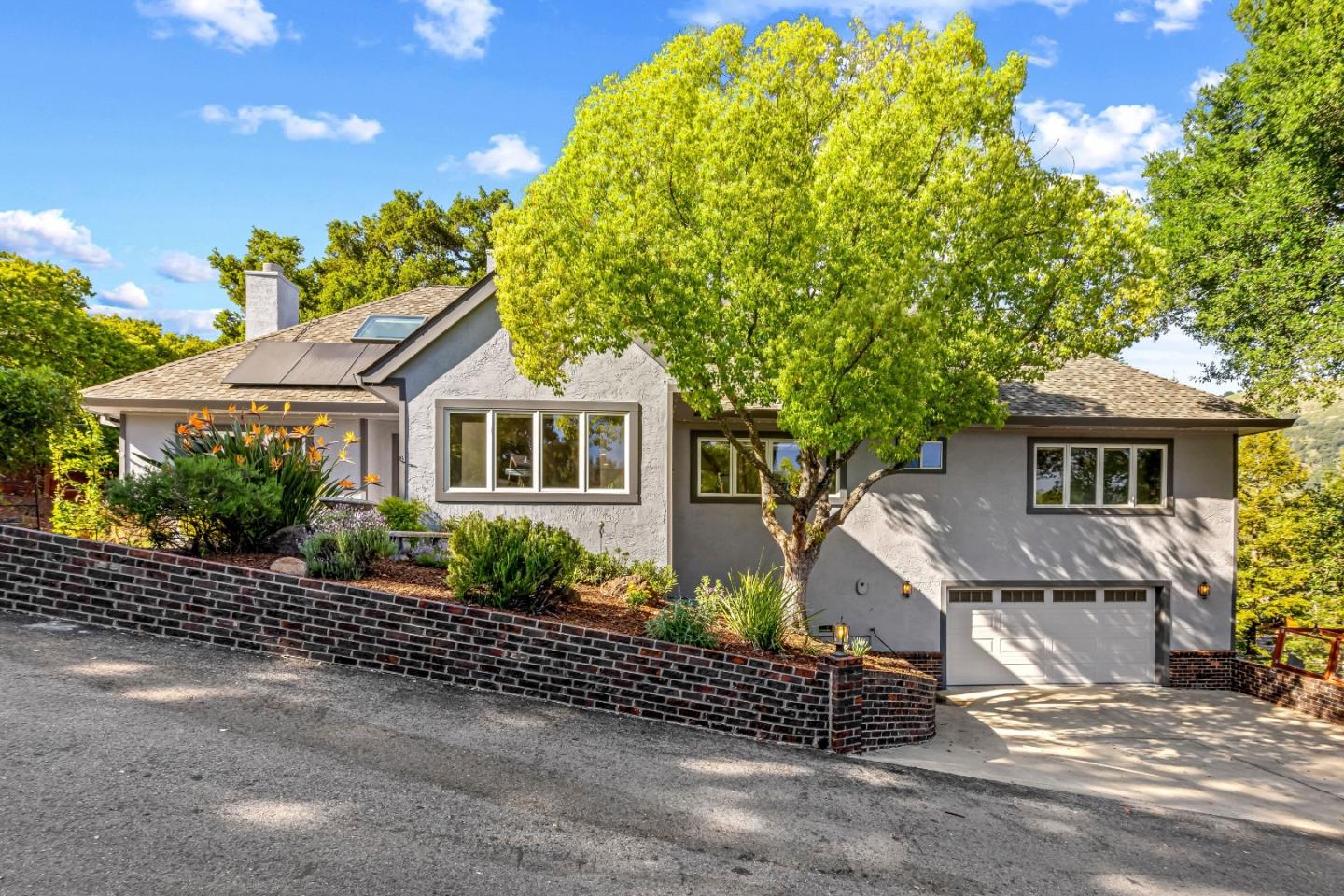 3785 Live Oak LN