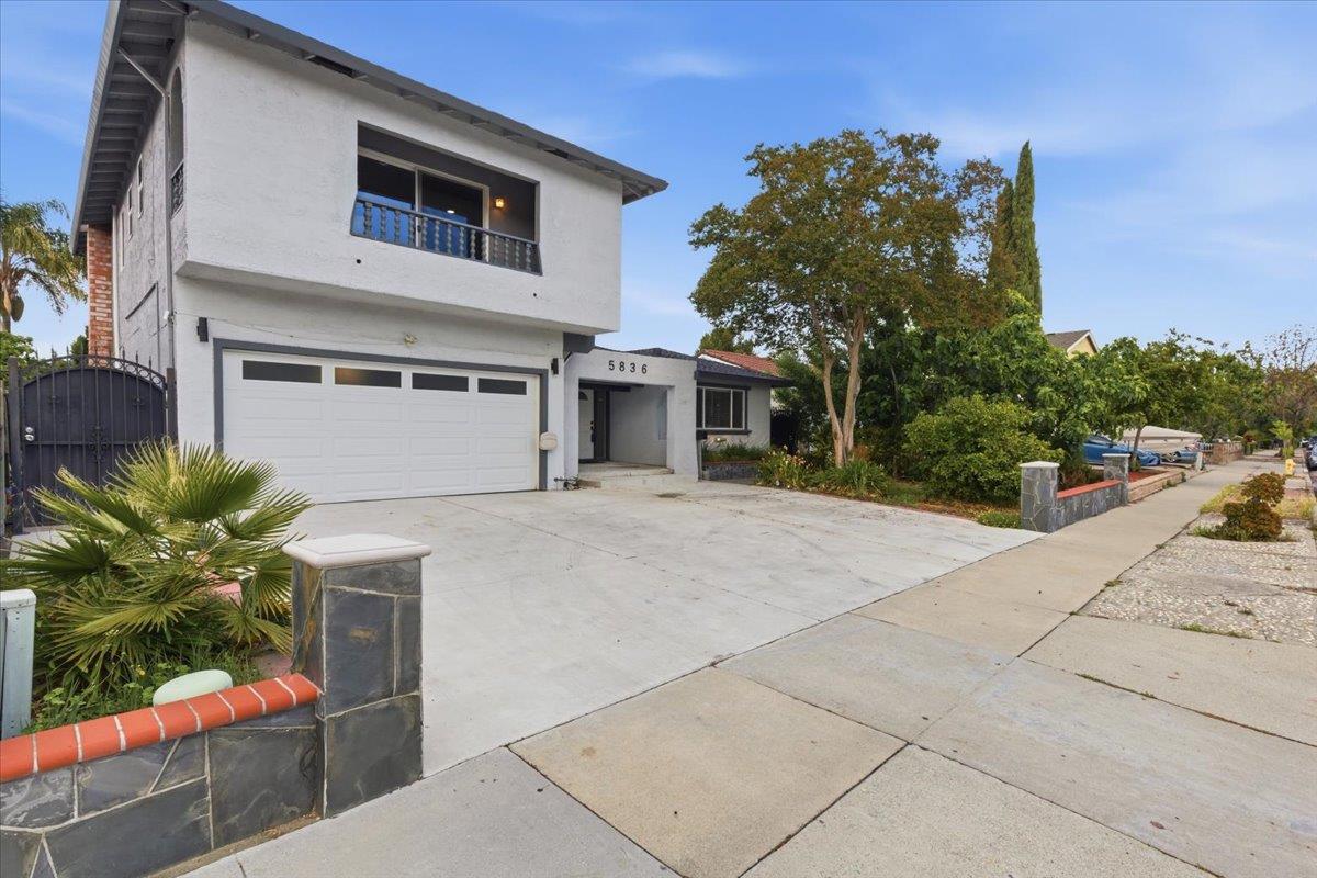 5836 Santa Teresa BLVD