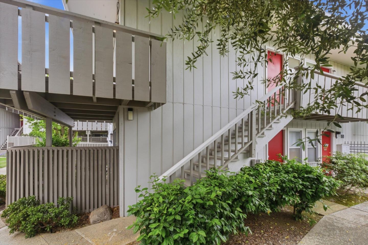 255 S Rengstorff AVE 58