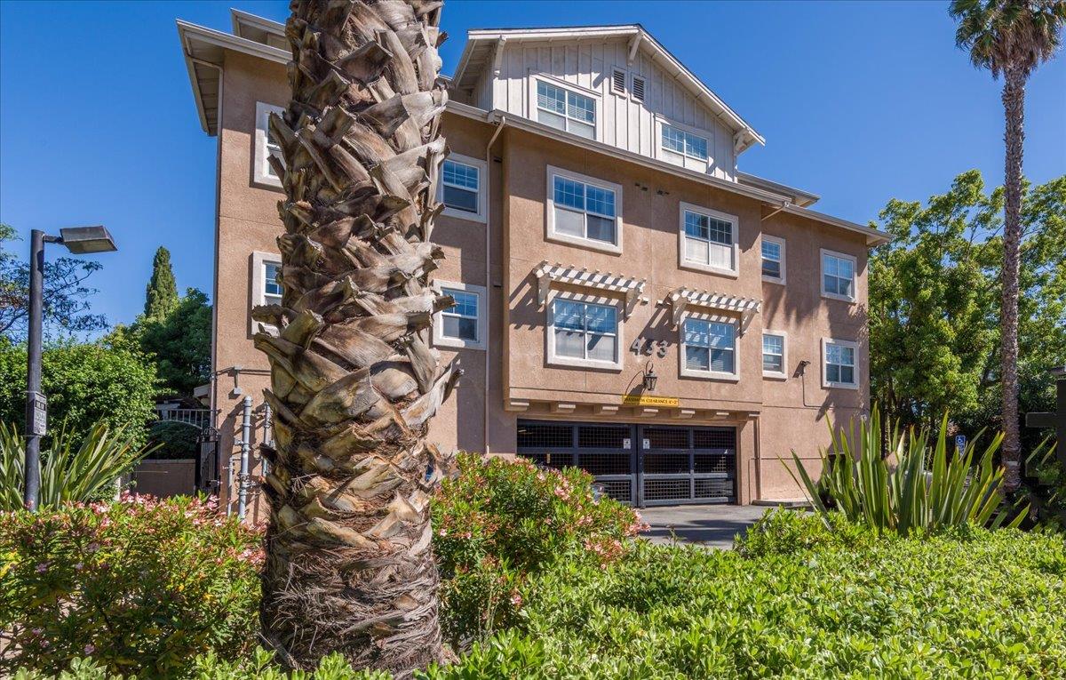 453 E Okeefe ST 307