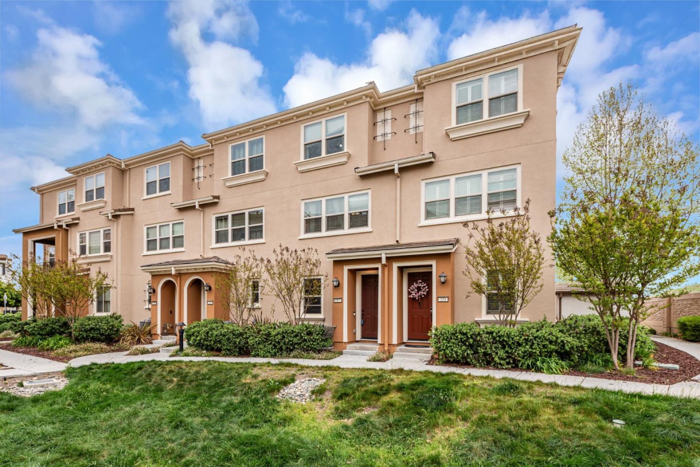 227 SIDERNO CT - Interior