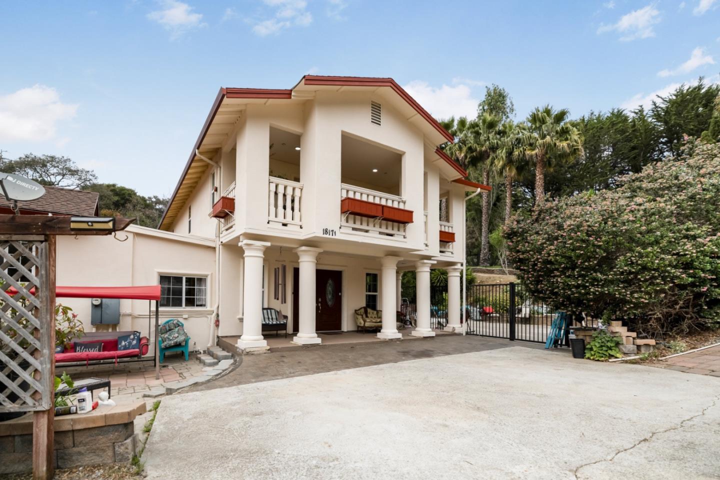 18171 Berta Canyon RD