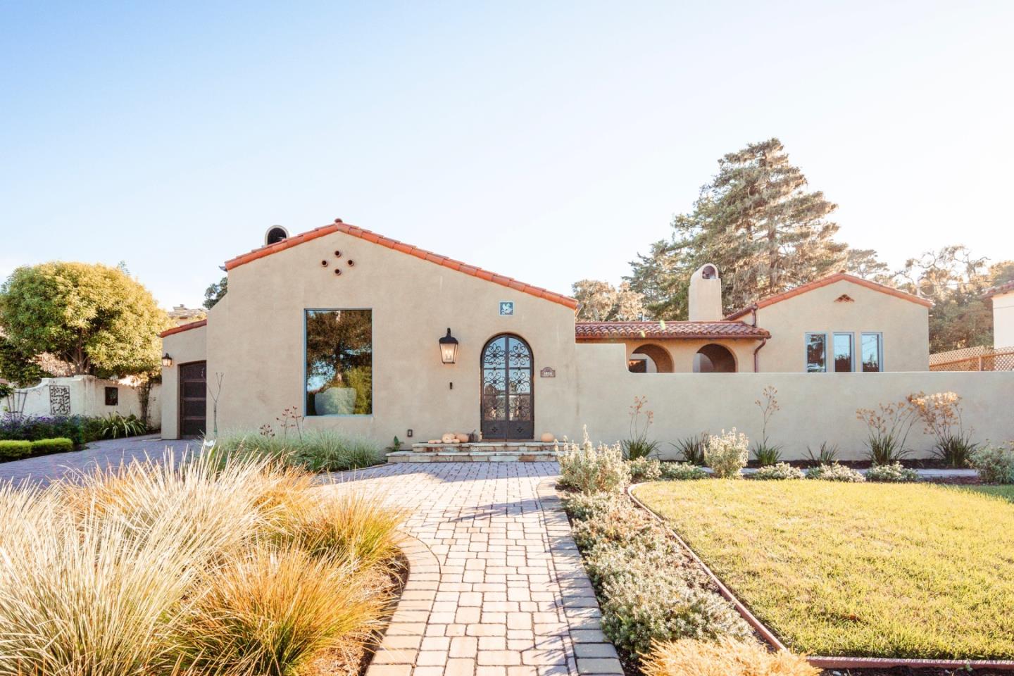 1014 Broncho RD
