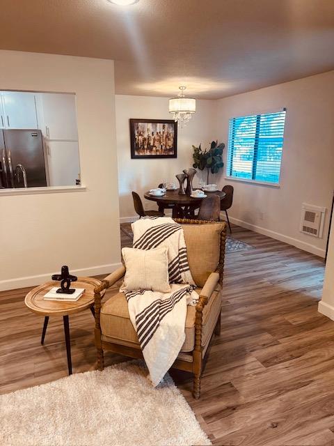 1435 Alma LOOP - Living area