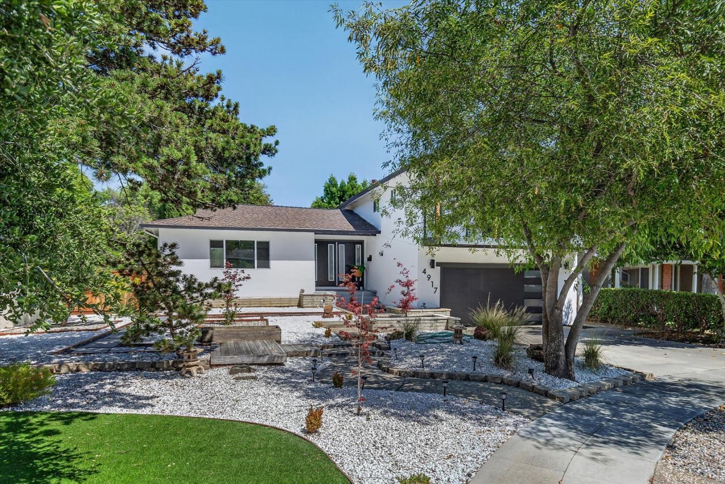 4917 Rio Verde CT - Living area