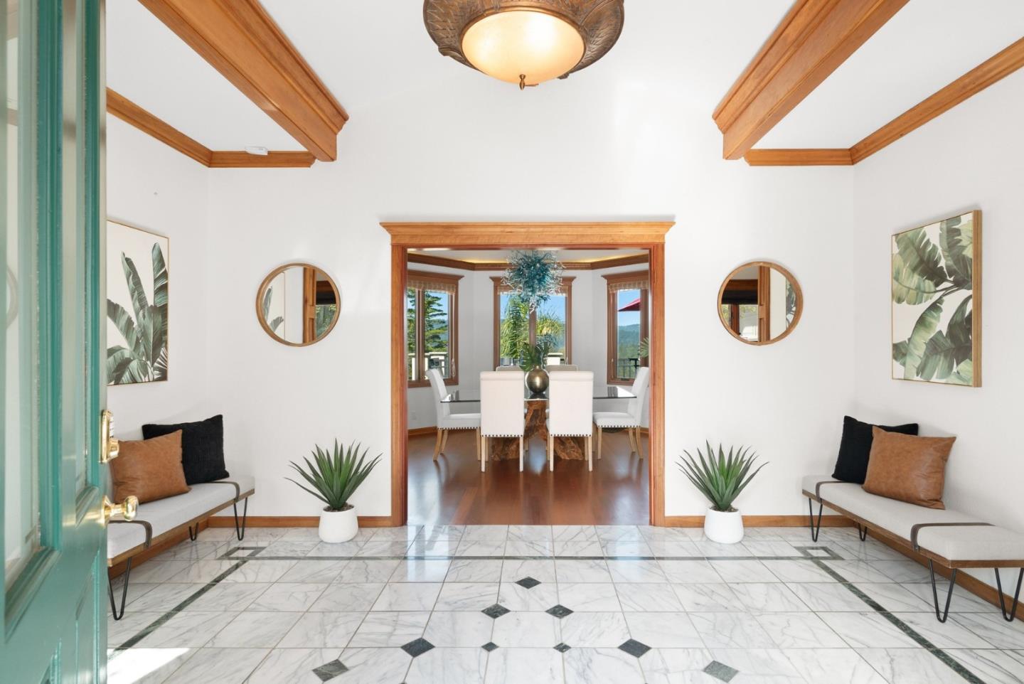 17 Kite Hill RD - Living area