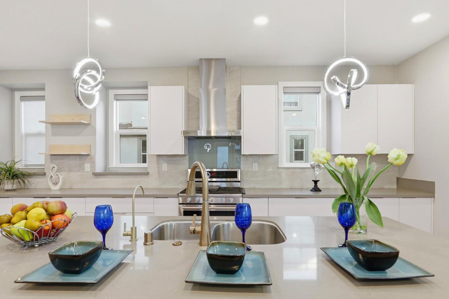1427 Lavender LOOP - Interior