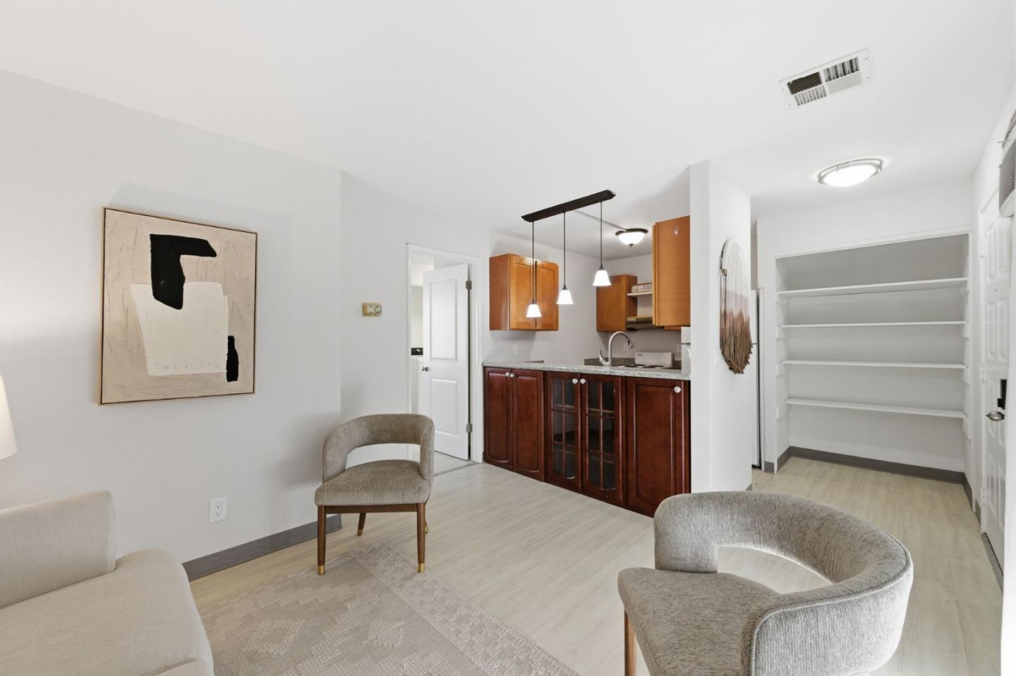 82 Castlebridge DR - Bedroom