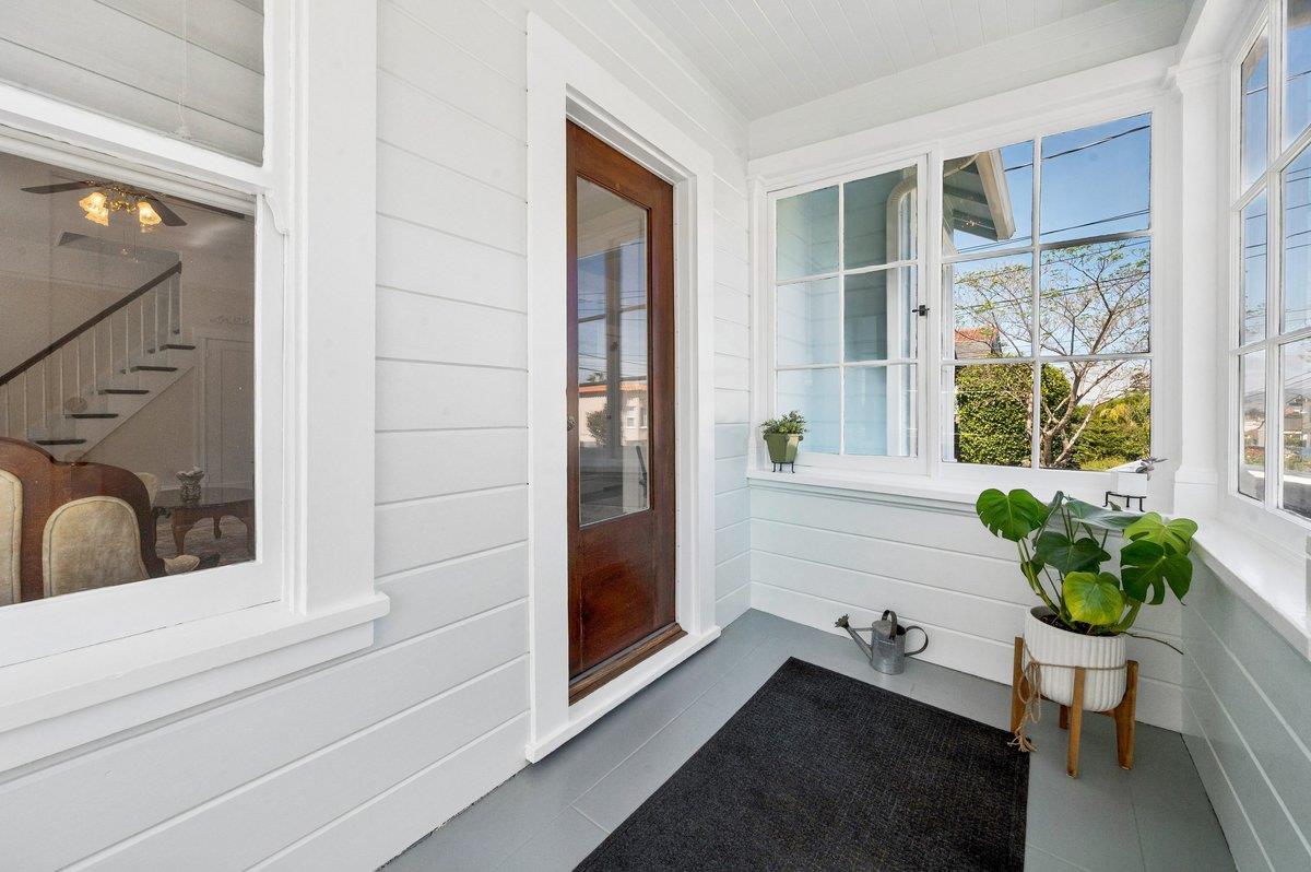 221 Poplar AVE - Bedroom