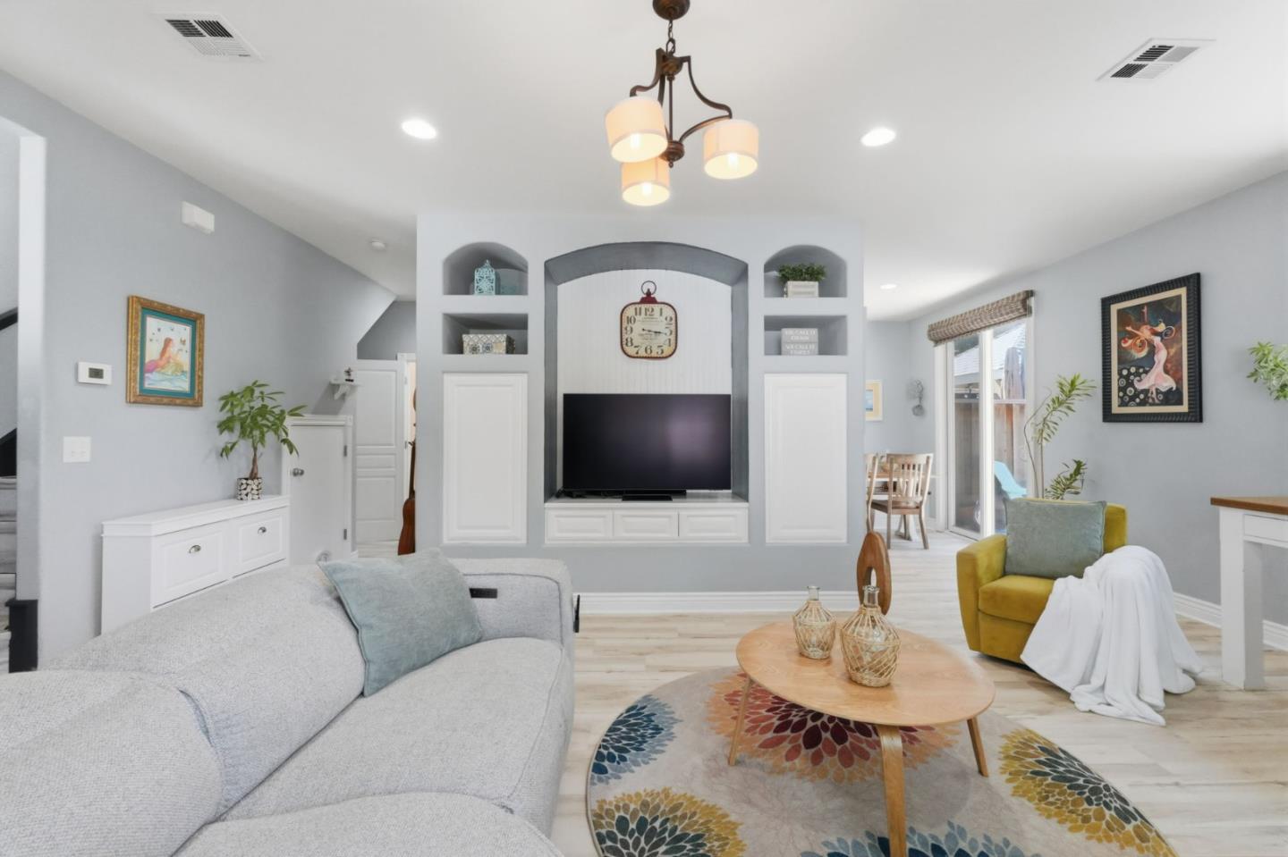 17765 Calle Hermosa