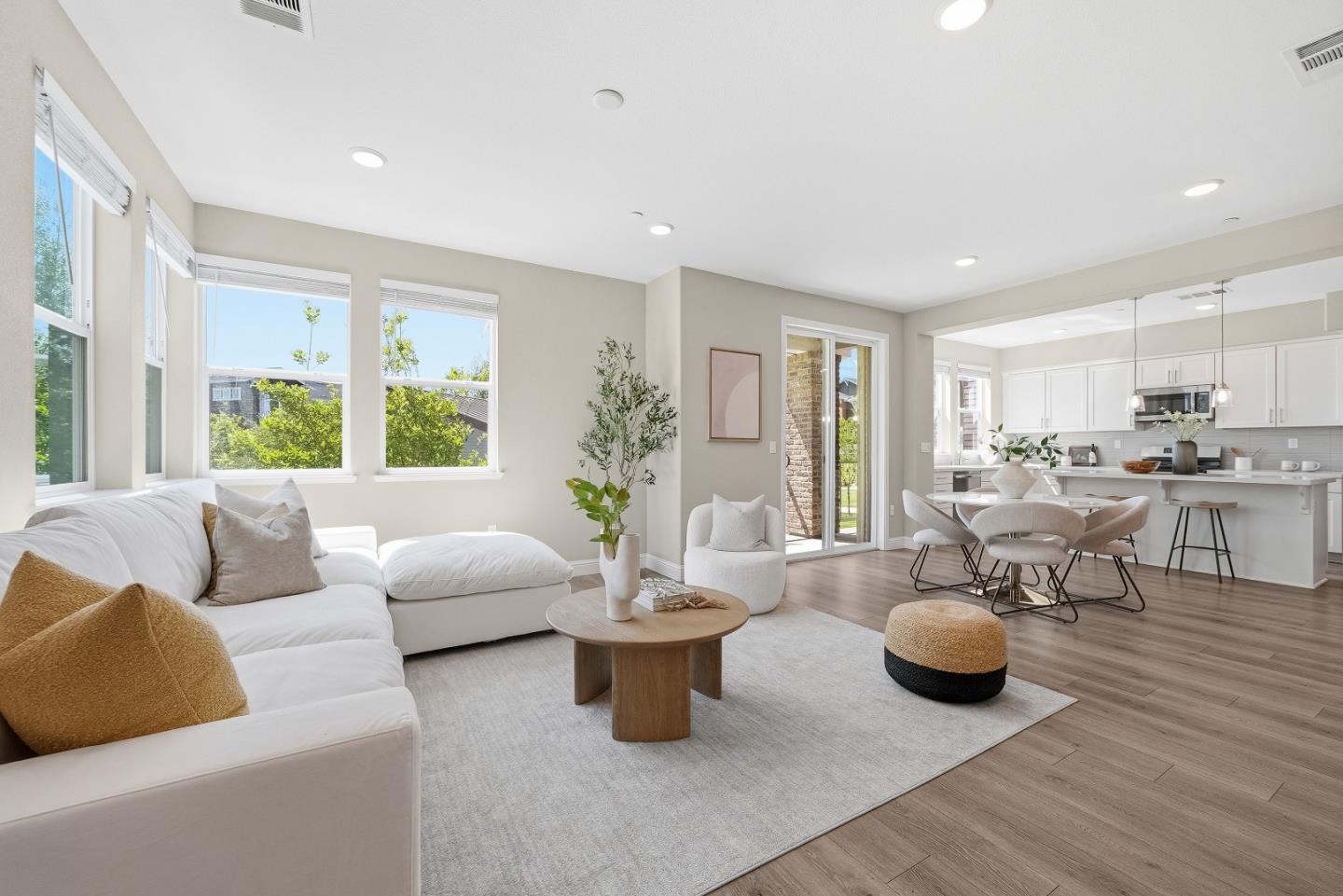 846 Cotati TER 7 - Living area