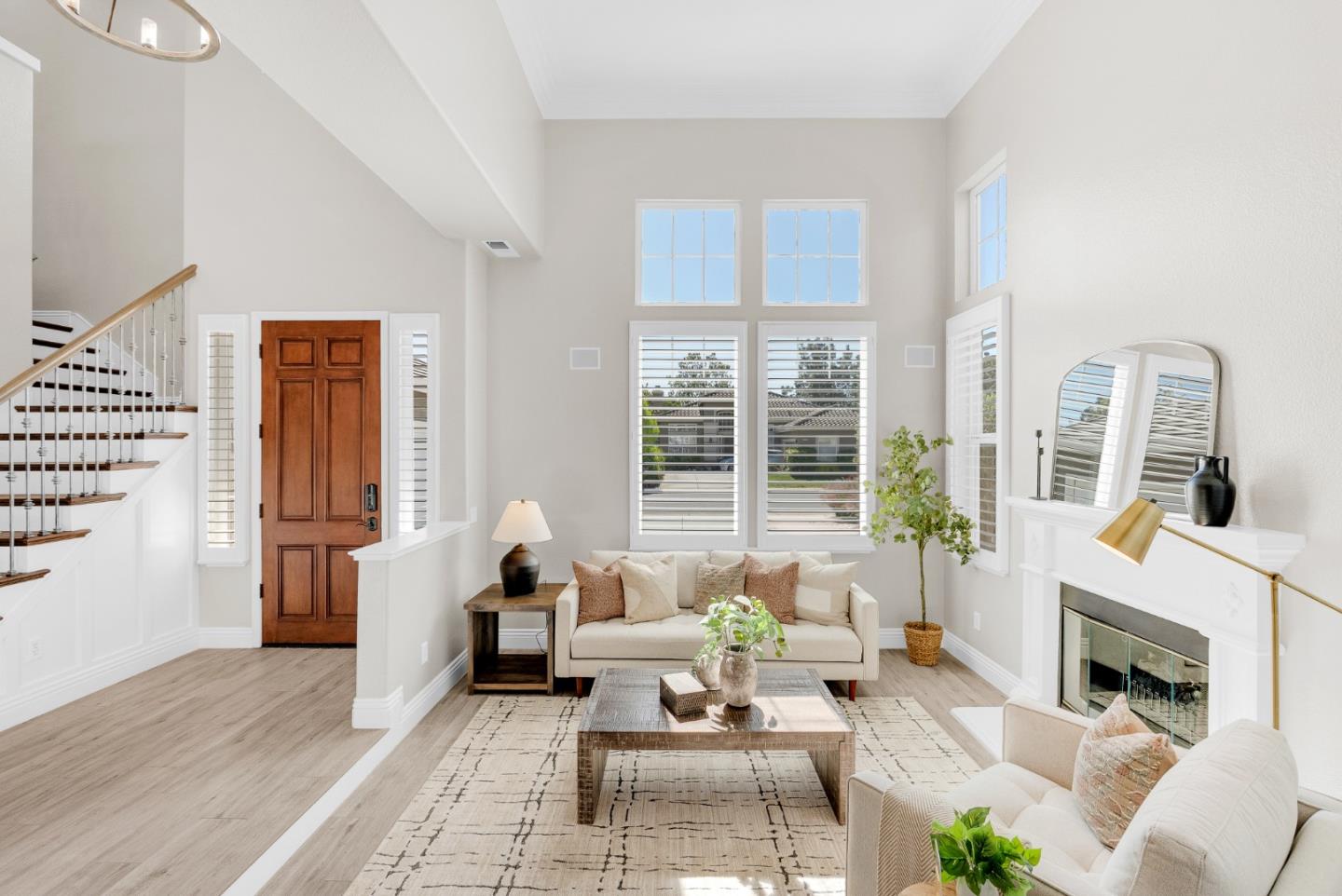 18440 Carmelo CT - Bedroom