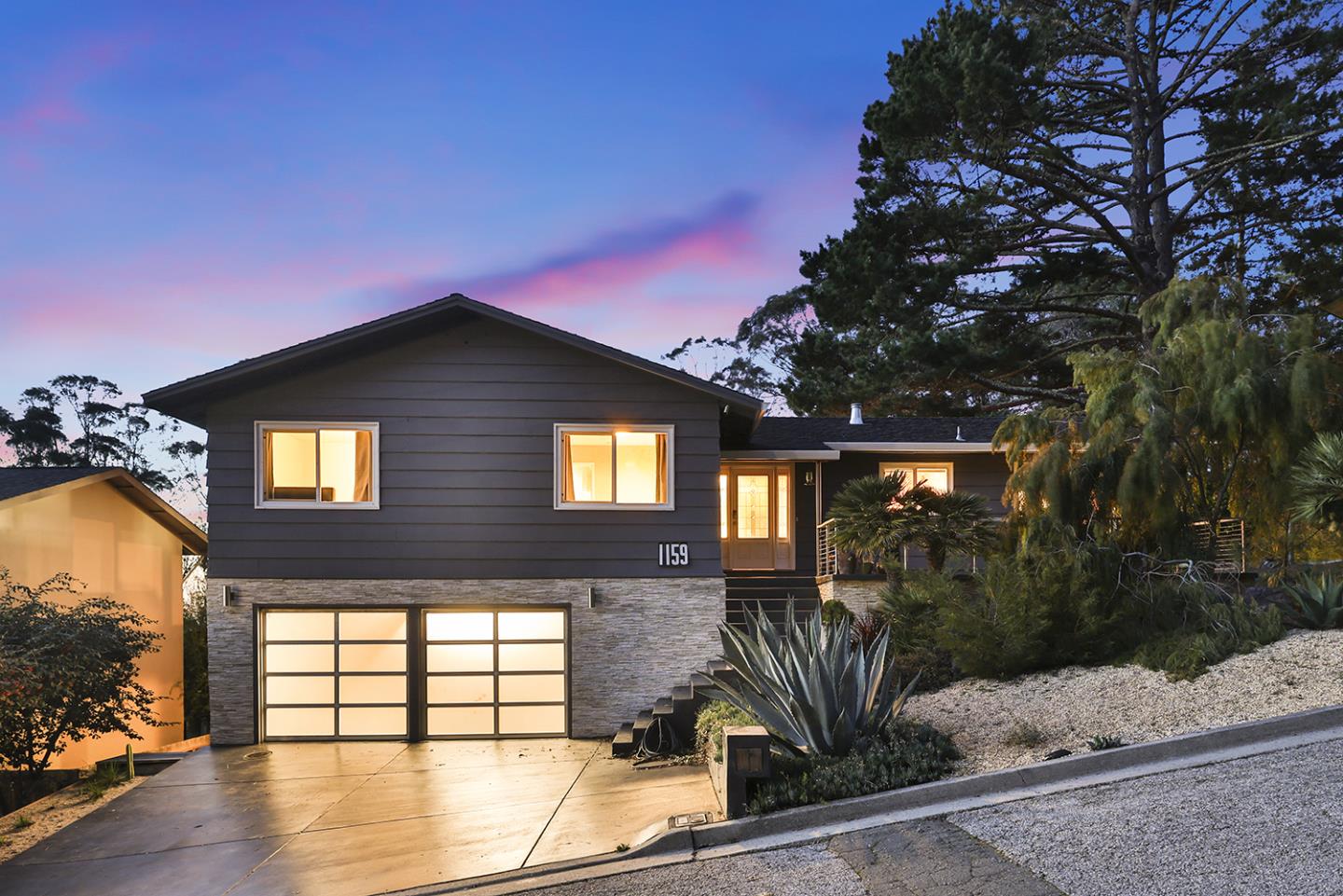 1159 Barcelona DR