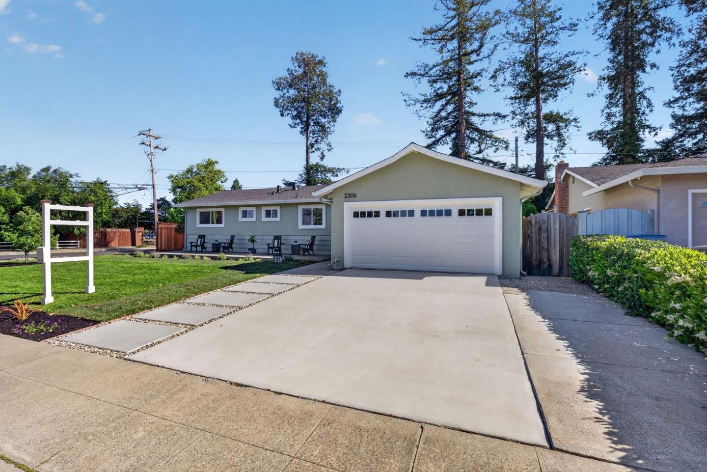 2306 Sunrise DR - Kitchen
