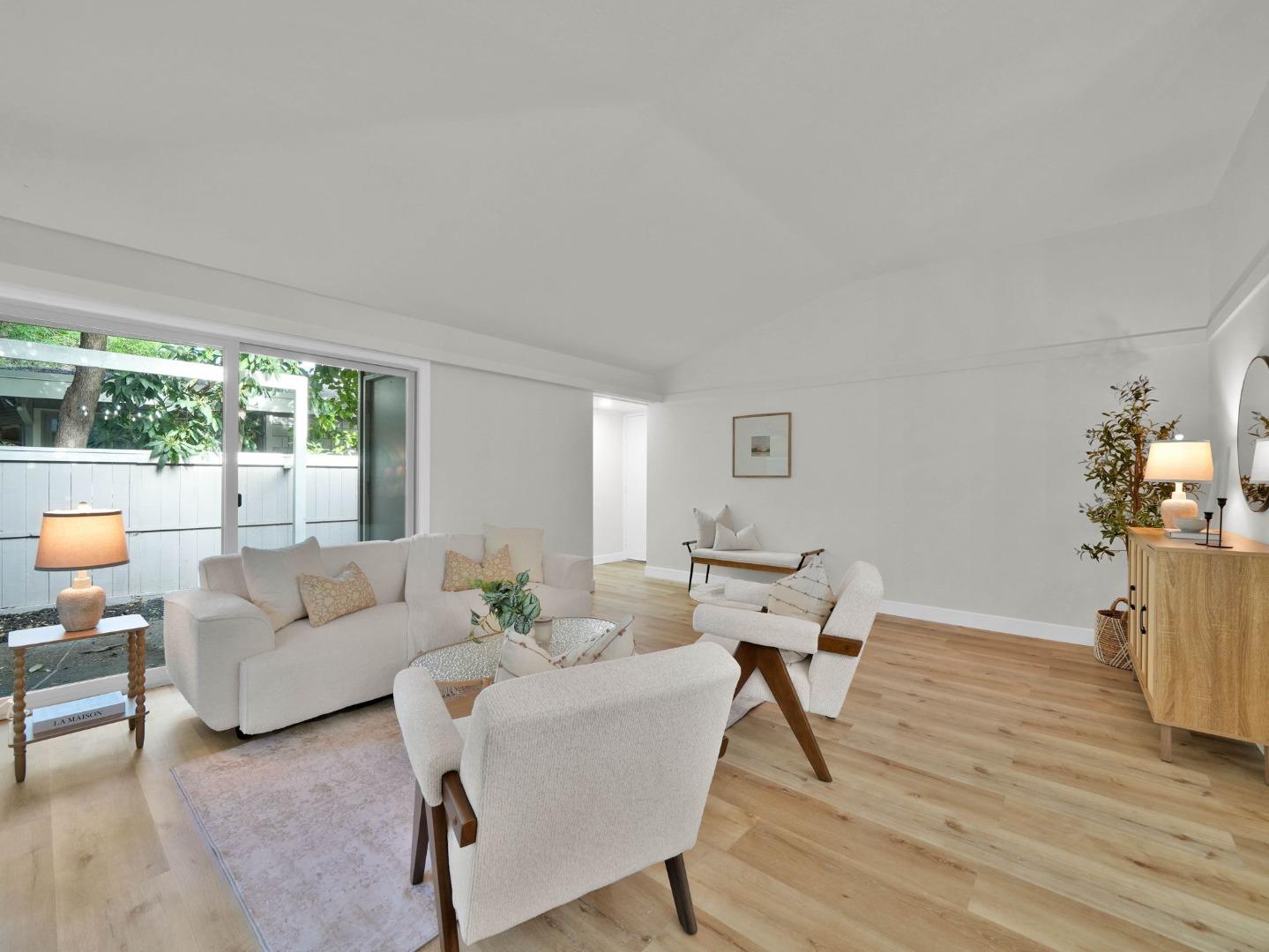500 W Middlefield RD 170 - Bedroom