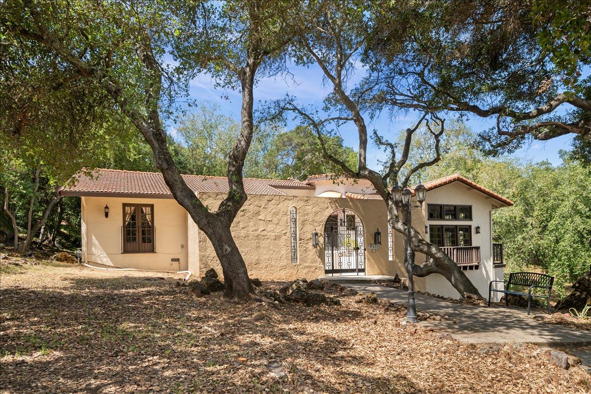 17555 Manzanita DR - Interior