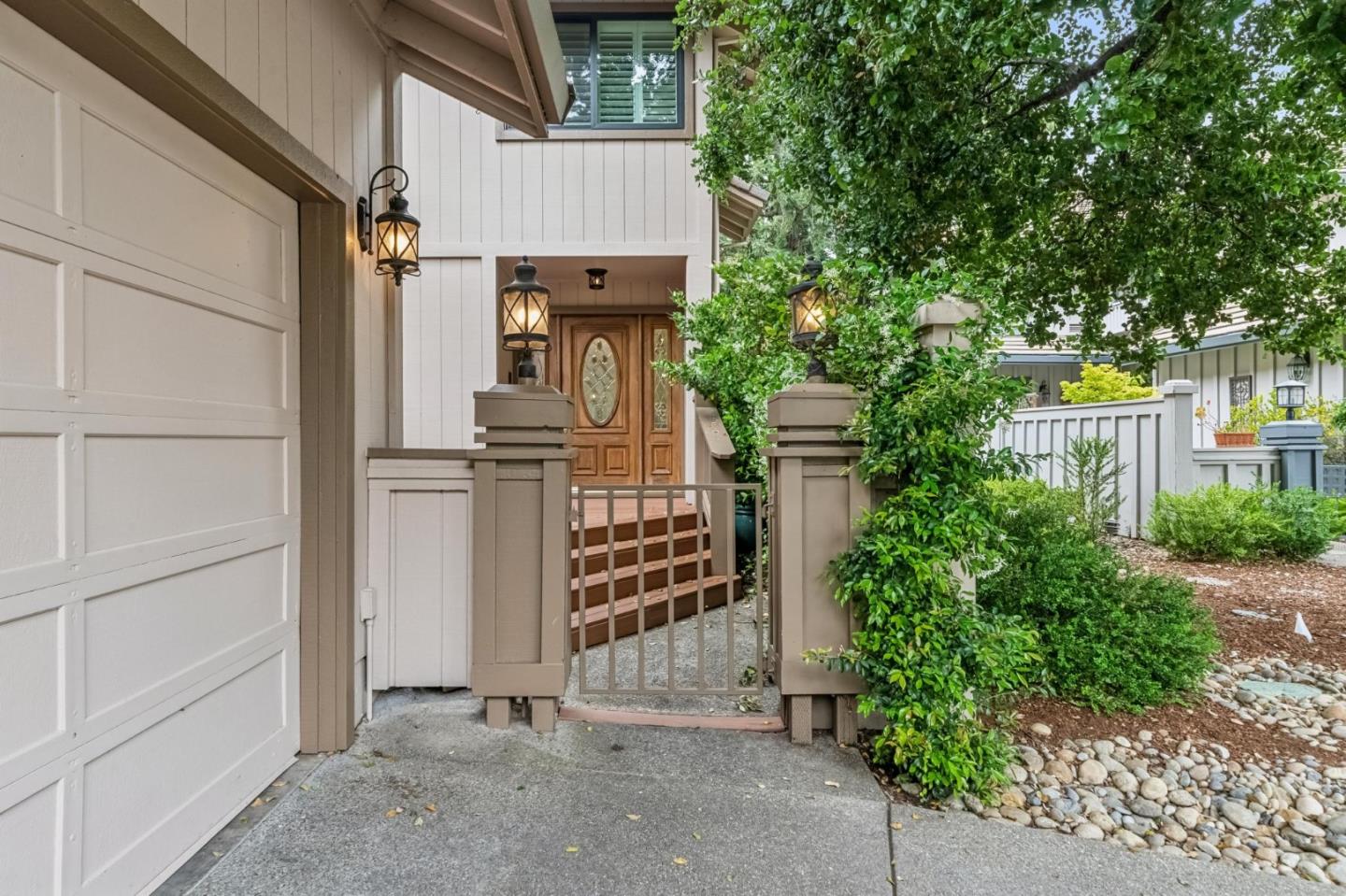 5961 Fiddletown PL - Kitchen