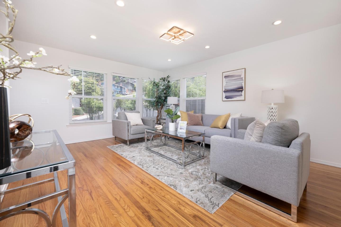 3 Yellowstone WAY - Living area