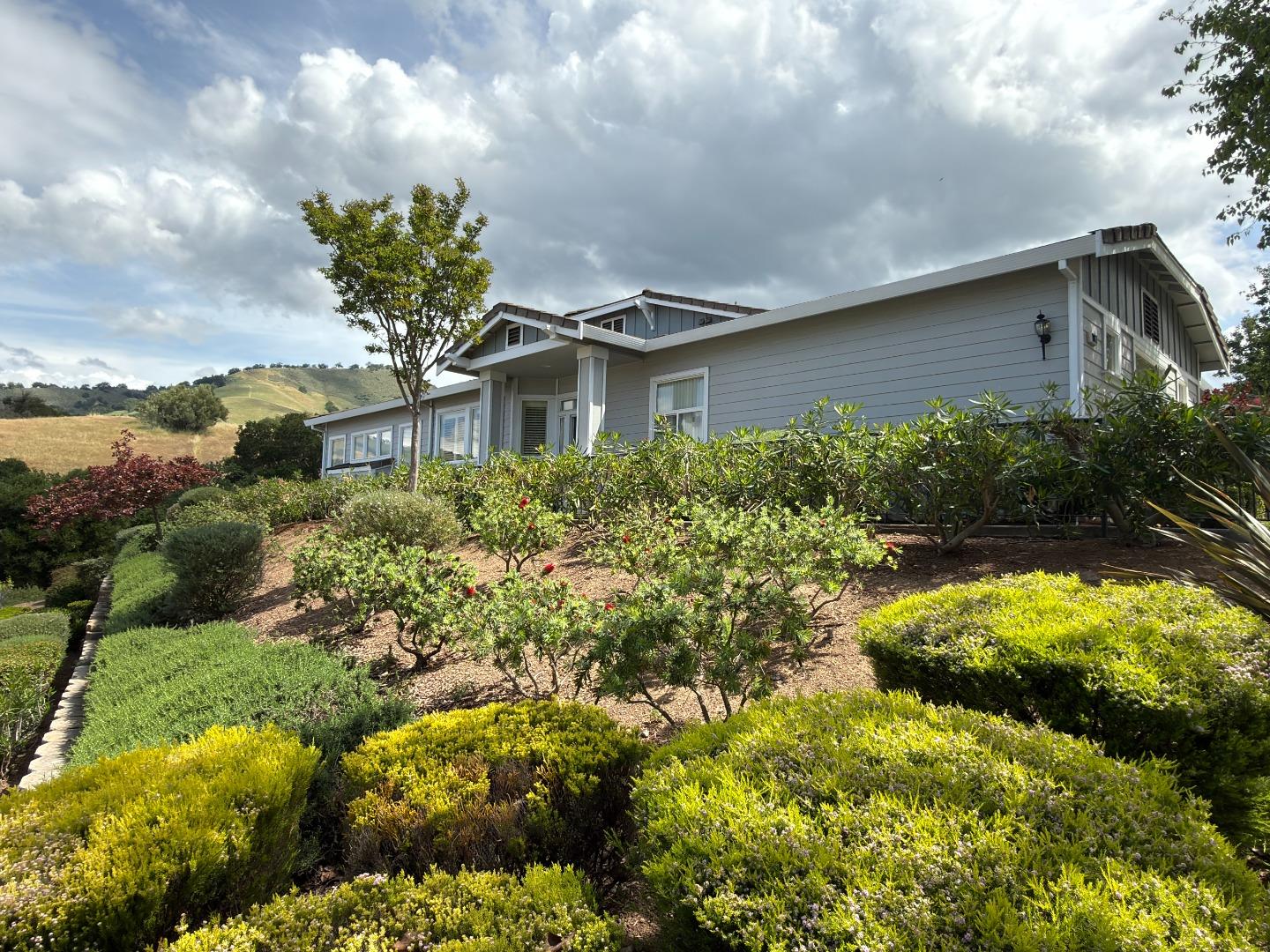 9017 Village View DR