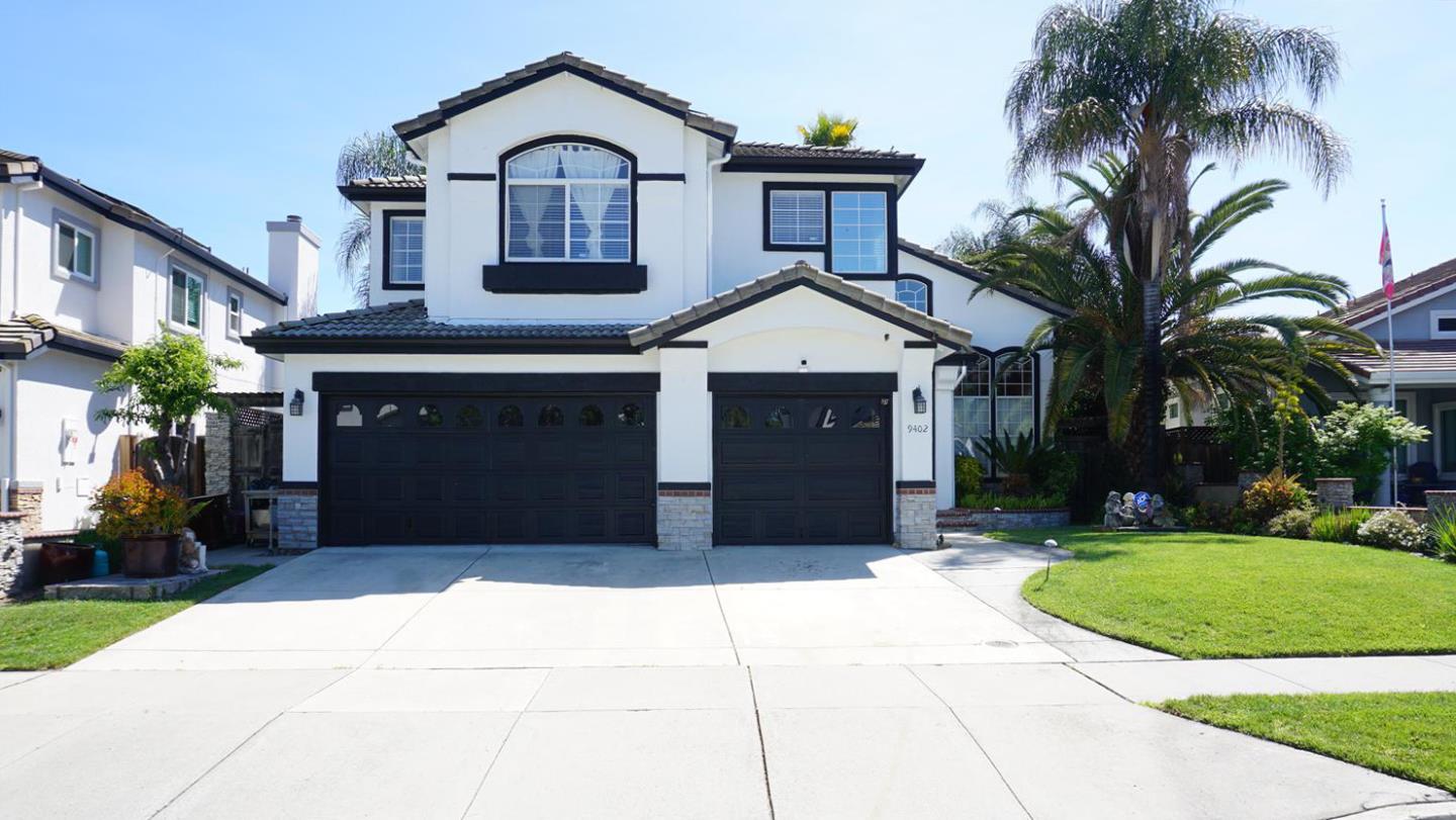 9402 Rodeo DR