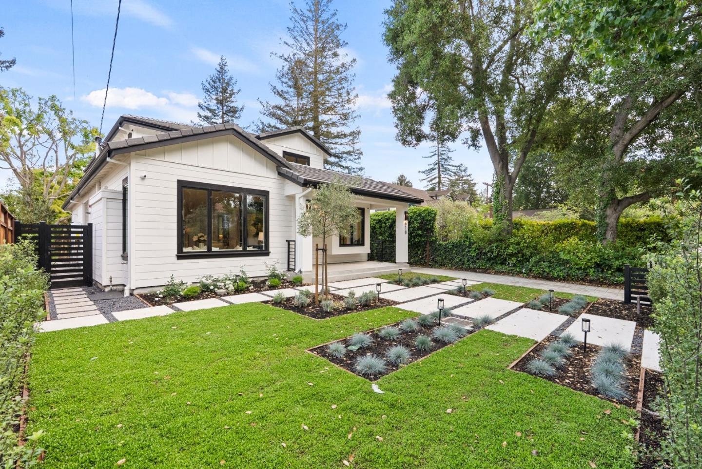 618 Tennyson AVE - Kitchen