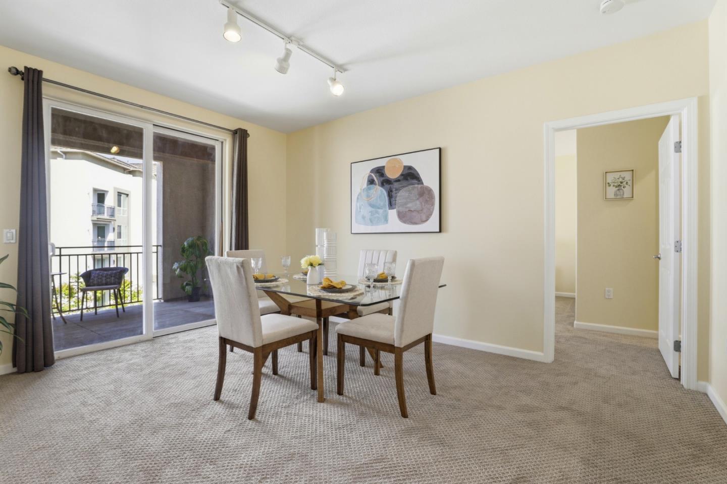 809 Auzerais AVE 322 - Bedroom