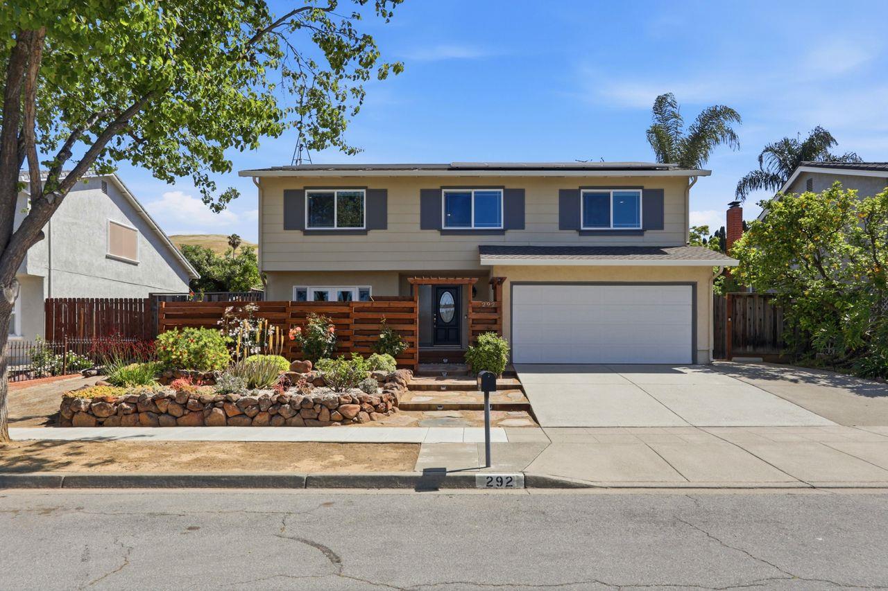 292 Falcato DR
