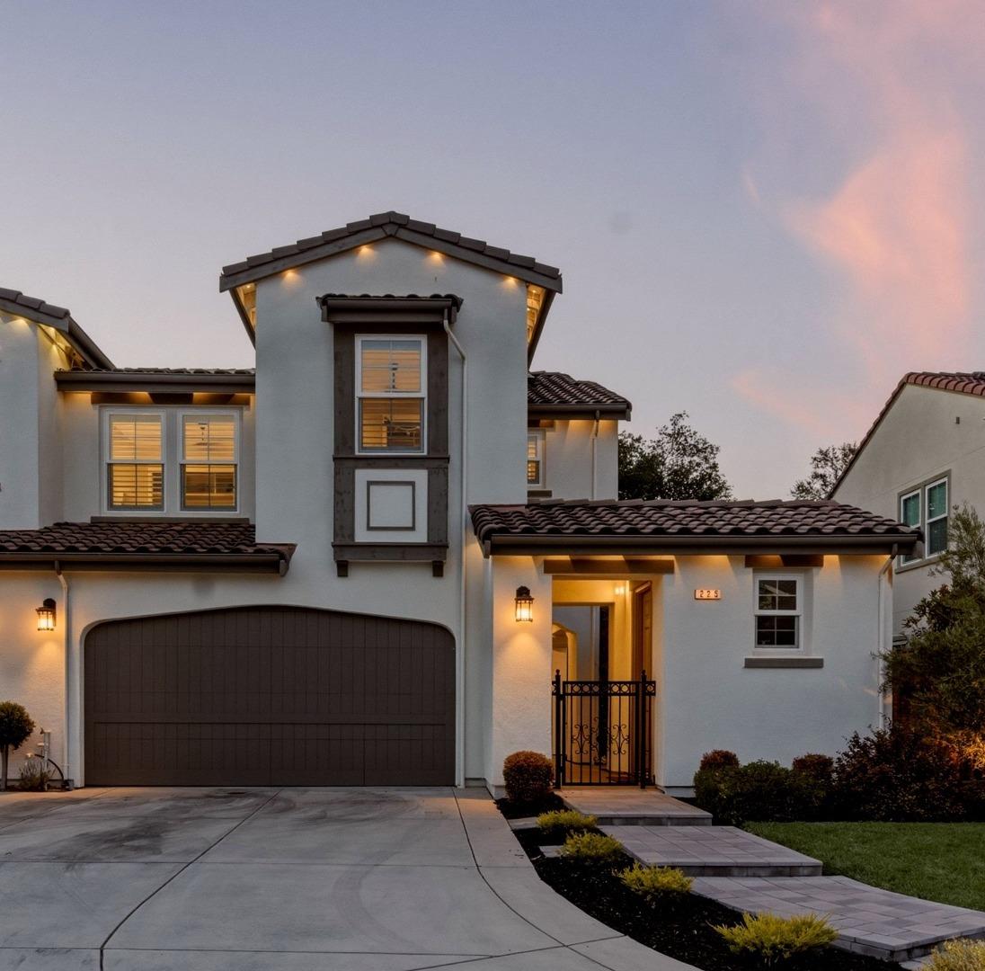 225 Calle Del Rey, Morgan Hill