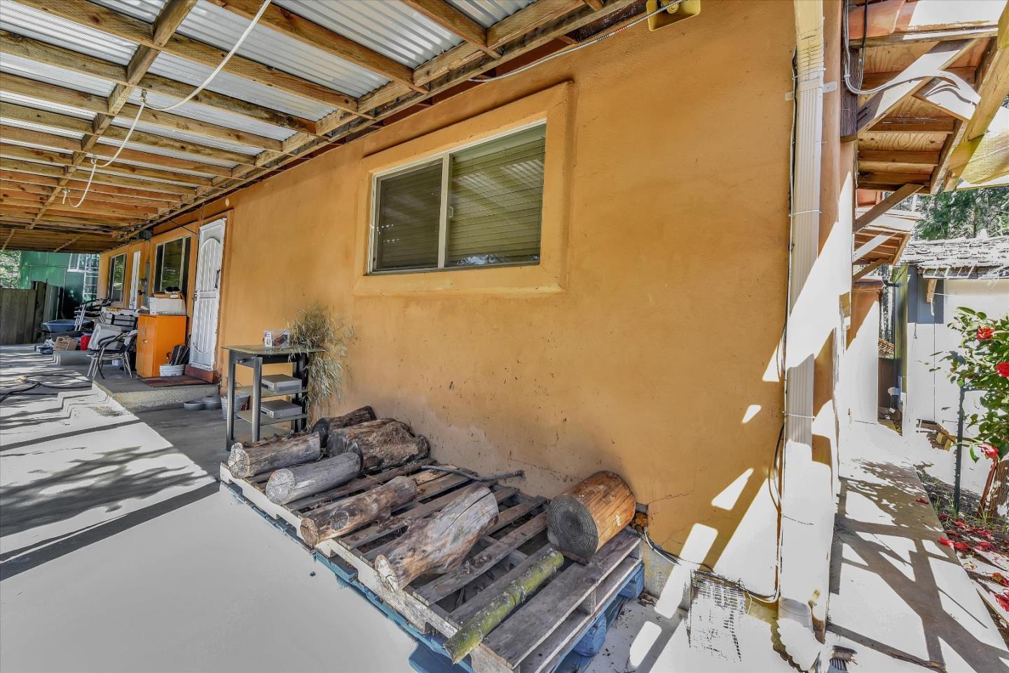 22990 Santa Cruz Highway 17 - Bedroom