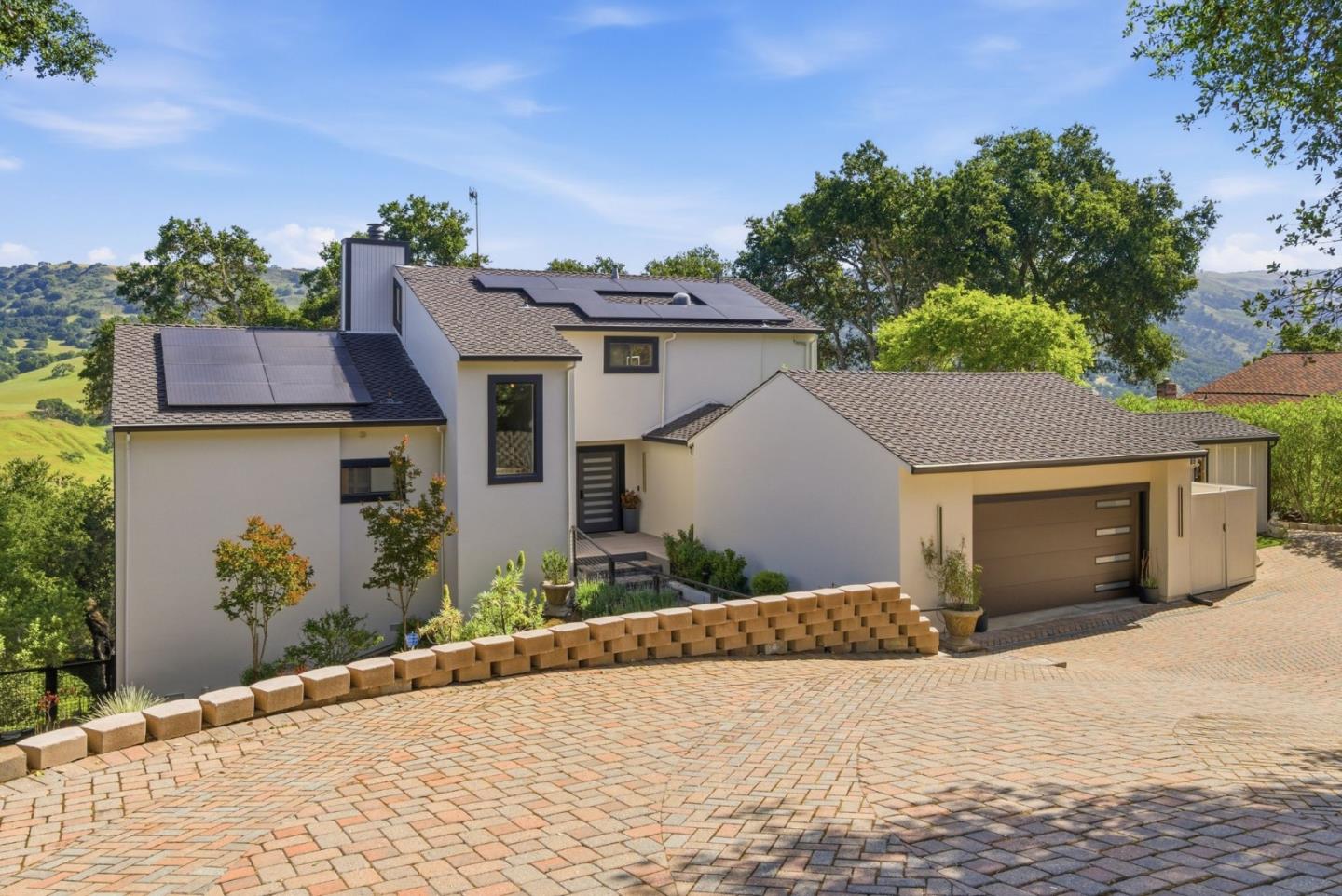17770 Holiday DR