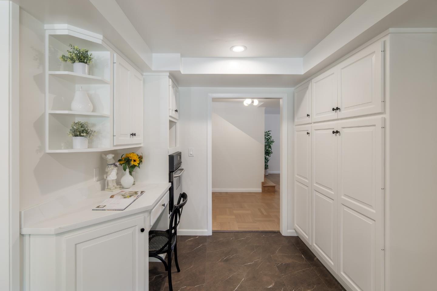 1581 Dana AVE - Bedroom