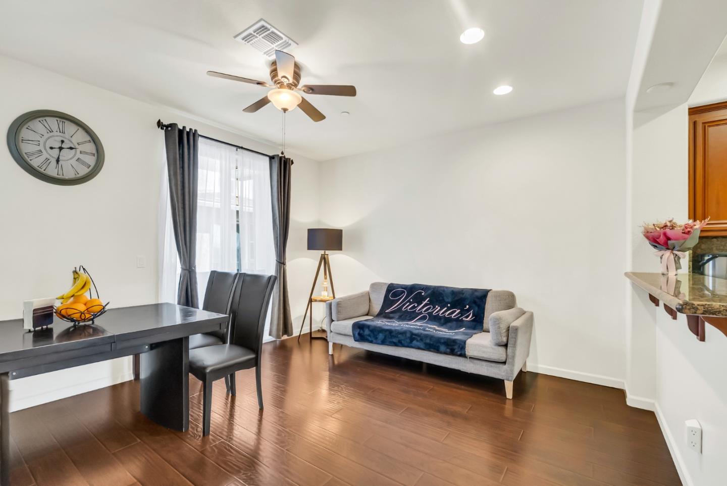 23 Bettencourt WAY