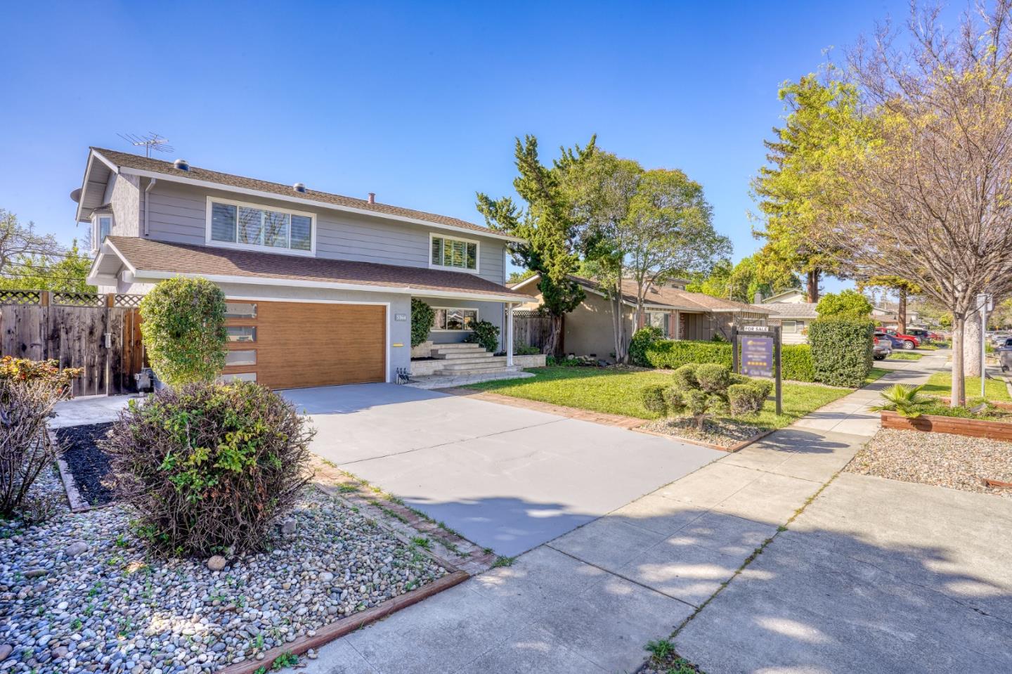 3364 Merrimac DR