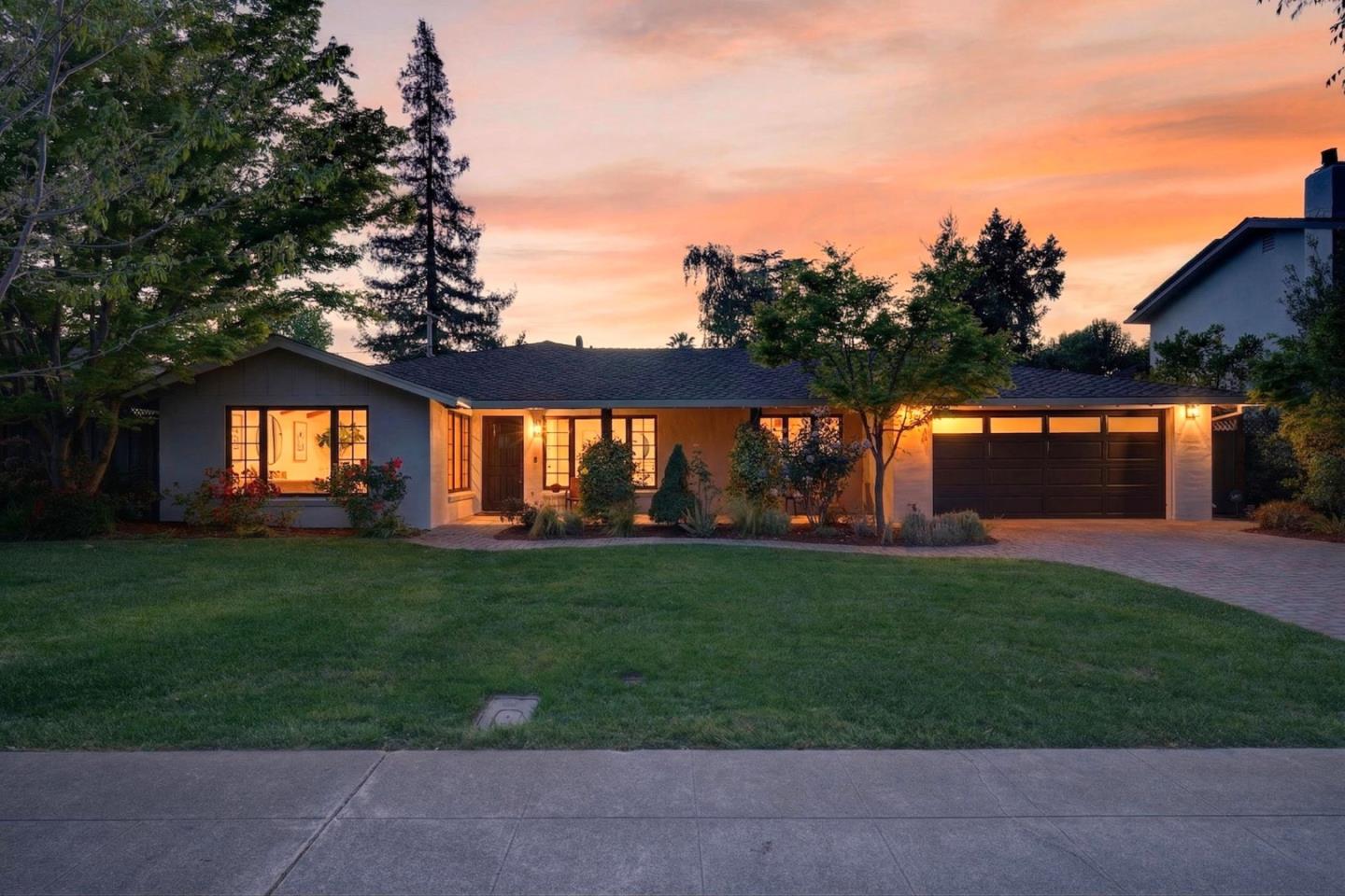 2734 Doverton SQ, Mountain View