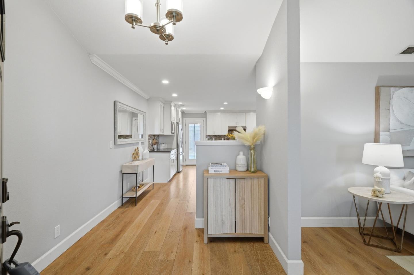 4151 Mountcastle WAY - Kitchen