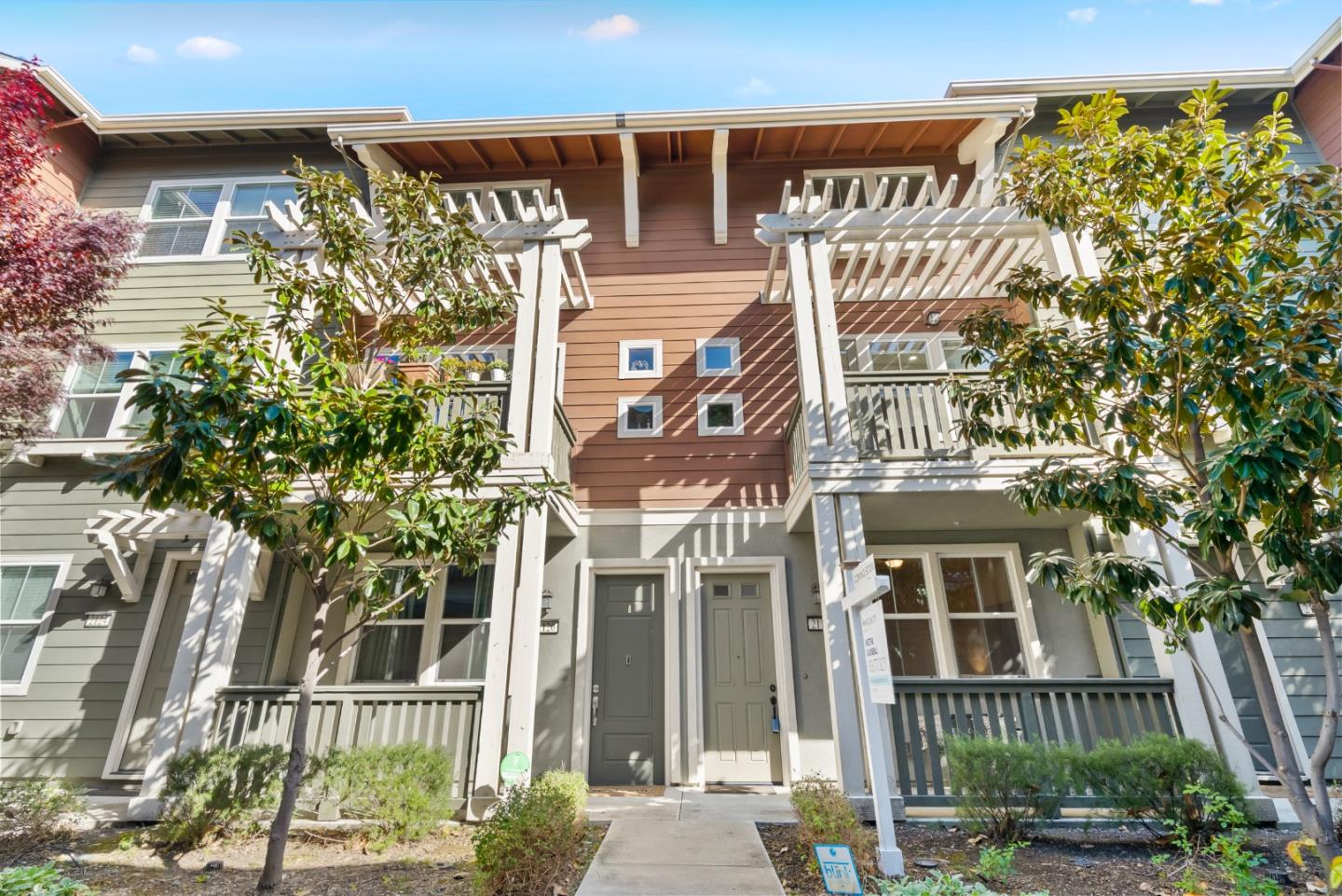 2116 Vincenzo Walkway