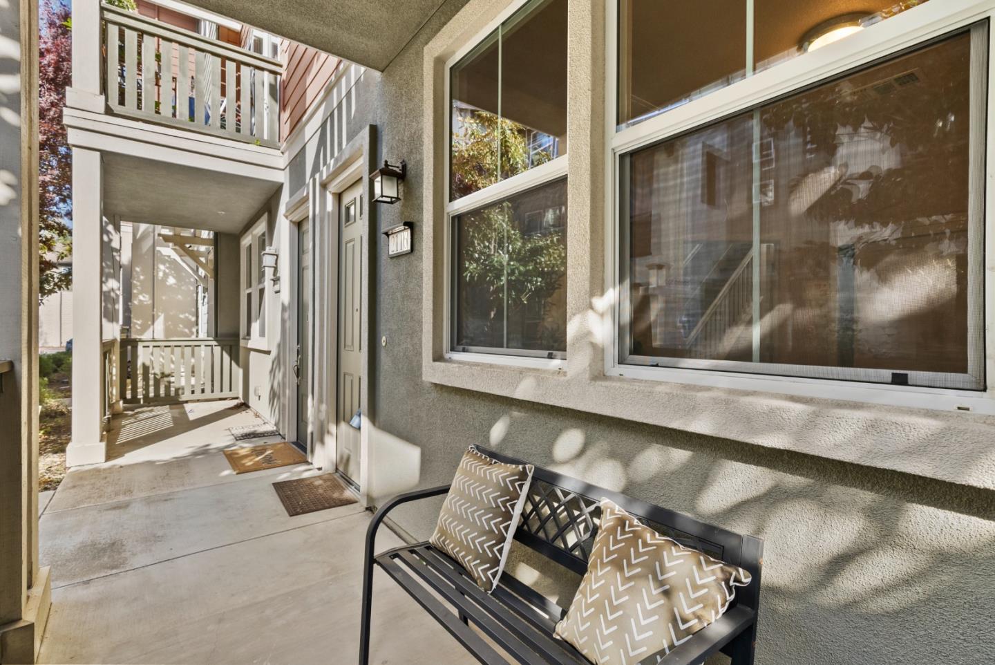2116 Vincenzo Walkway - Kitchen