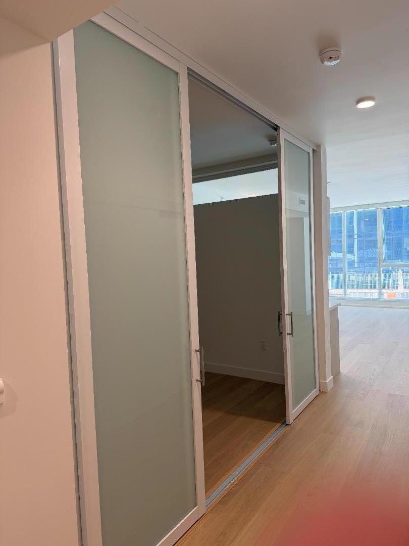 188 W St James ST 10413 - Bathroom