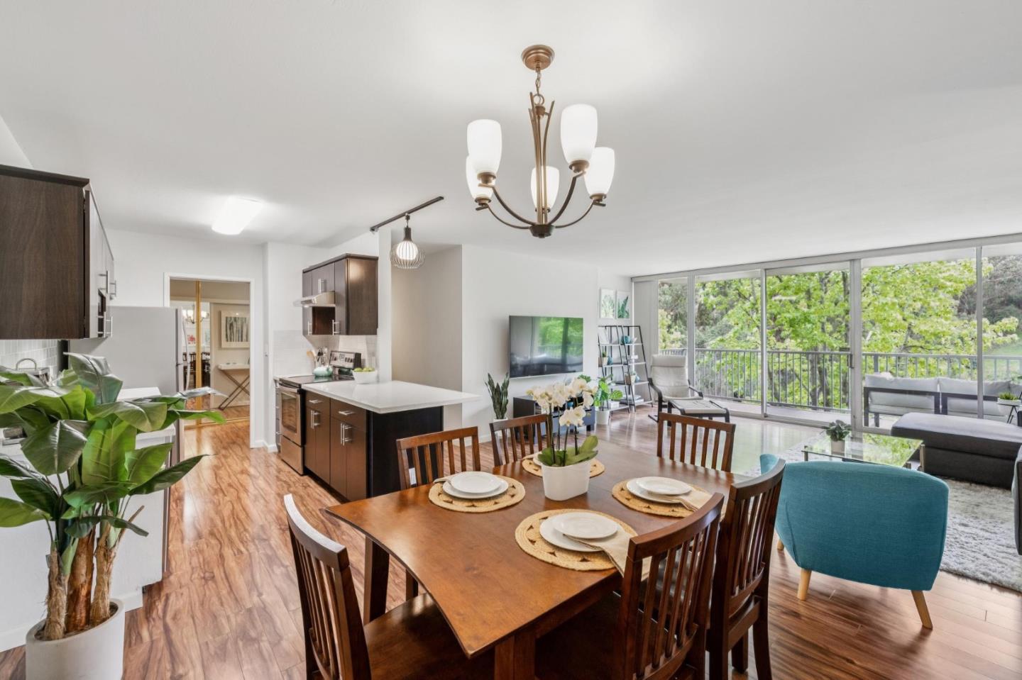 400 Davey Glen RD 4623