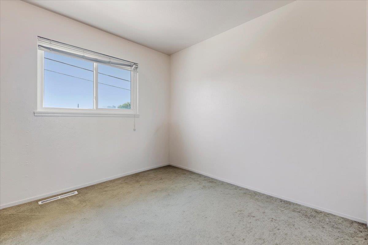 1855 Andrew CT - Bedroom