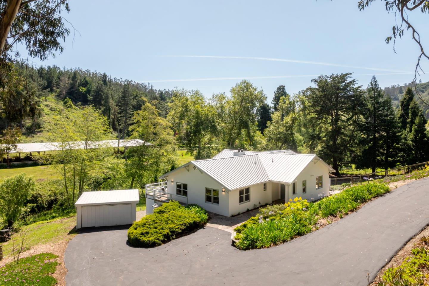 2570 Purisima Creek RD - Bathroom