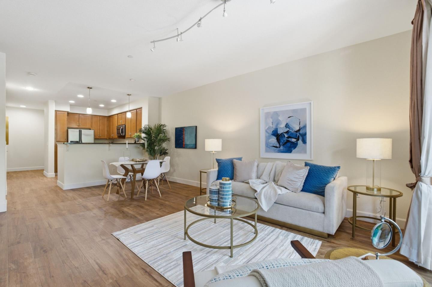 1388 Broadway 103 - Living area