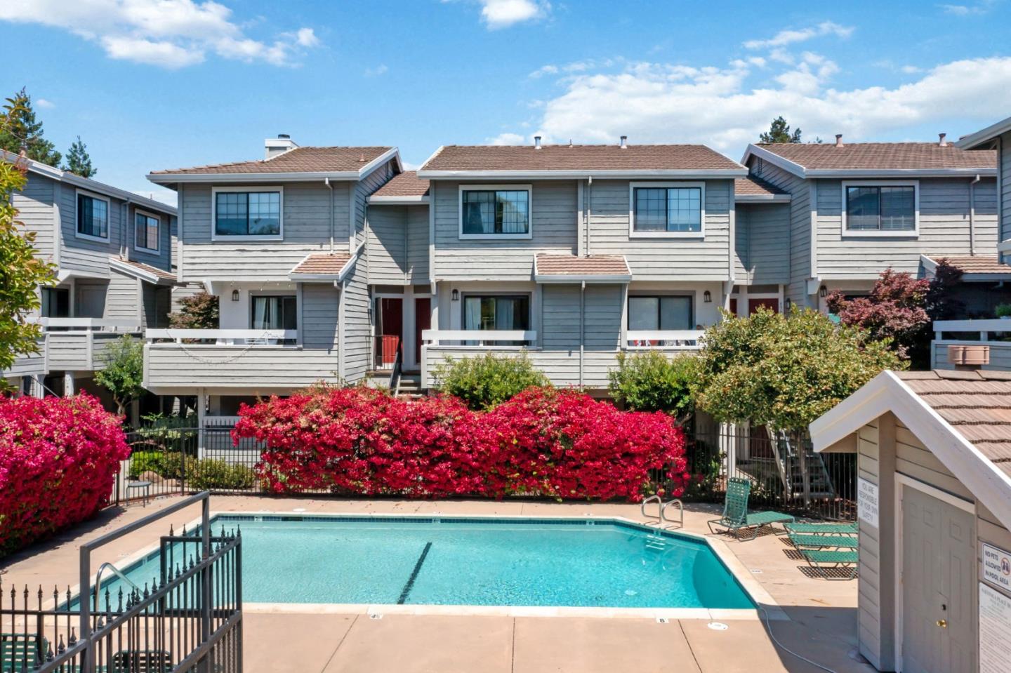 6934 Chantel CT