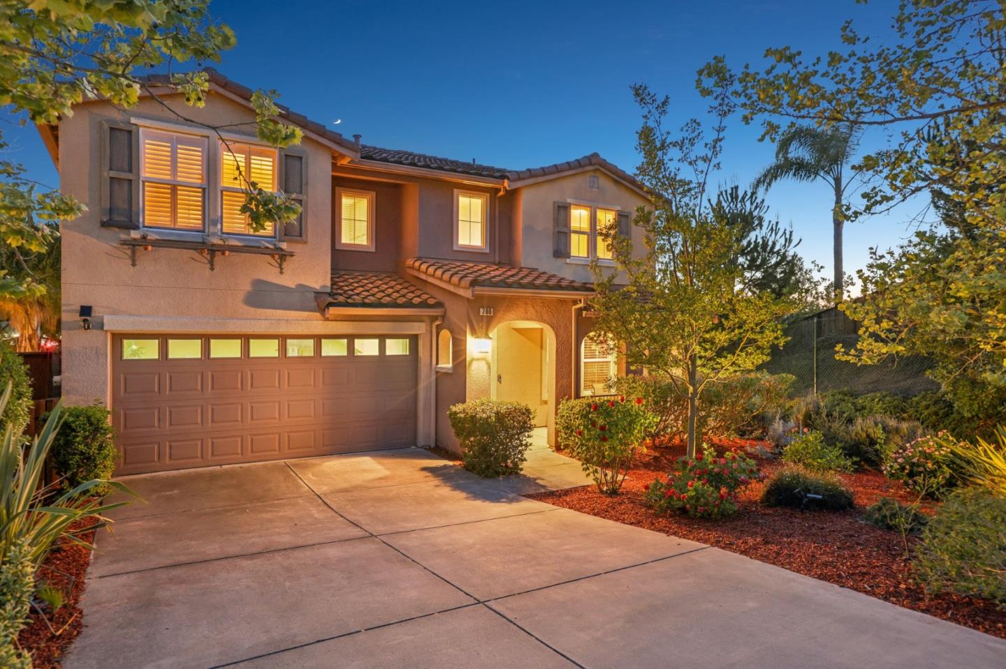 700 Portofino PL