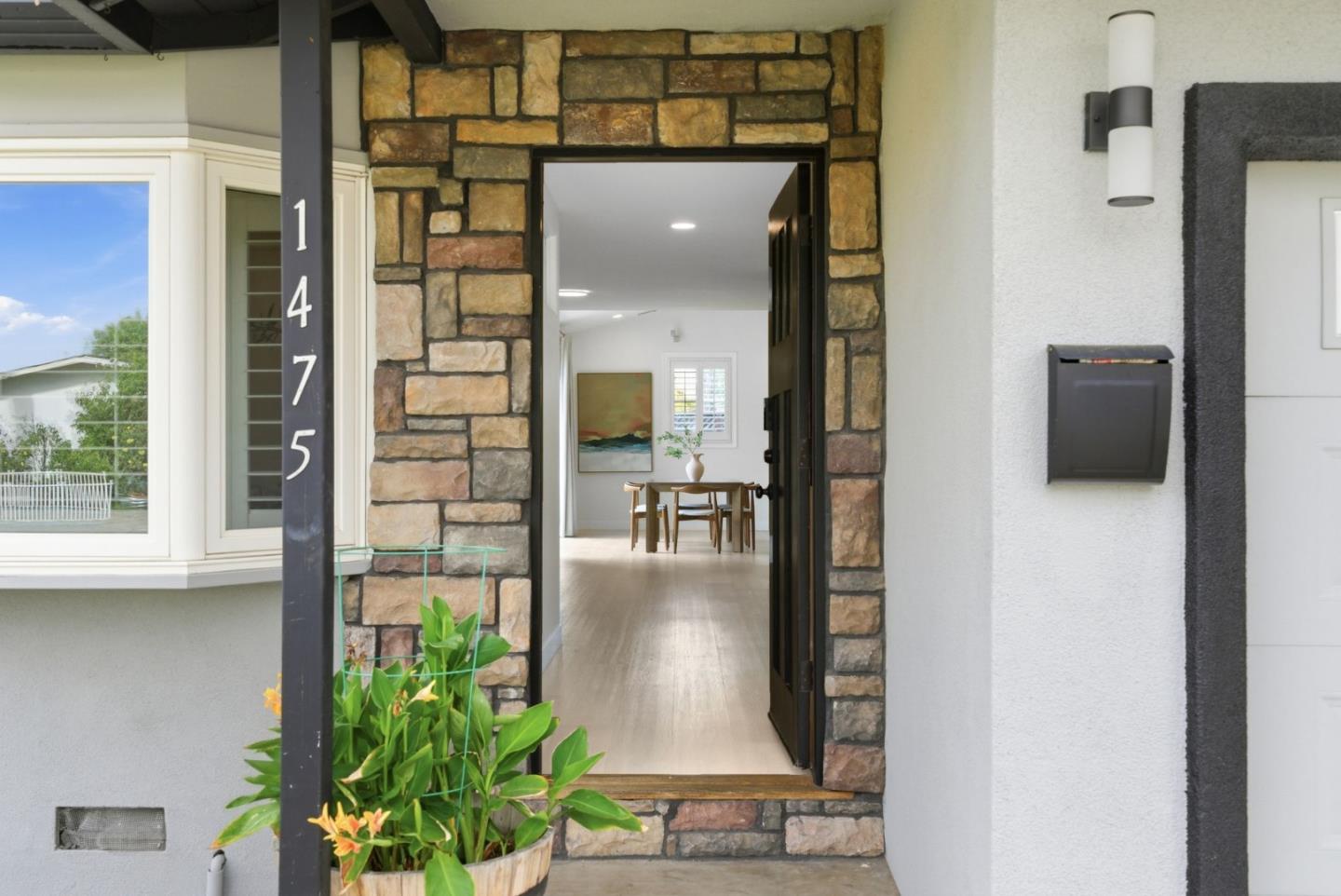 1475 Norman AVE - Kitchen