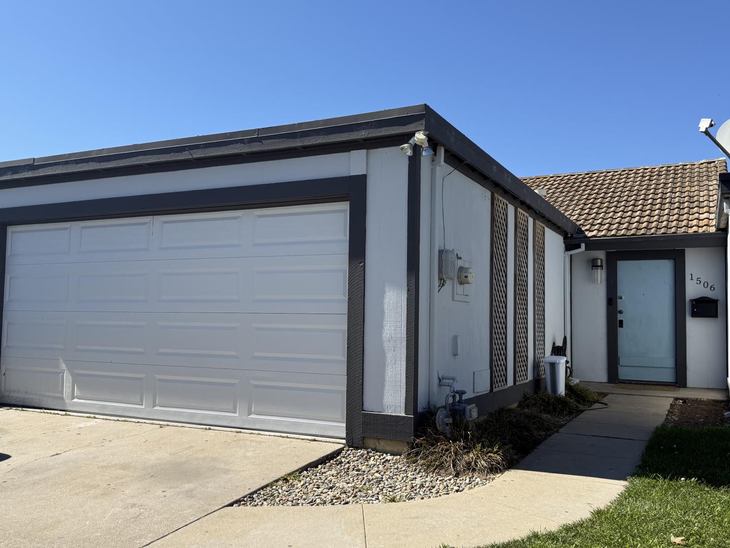 1506 Barcelona CIR