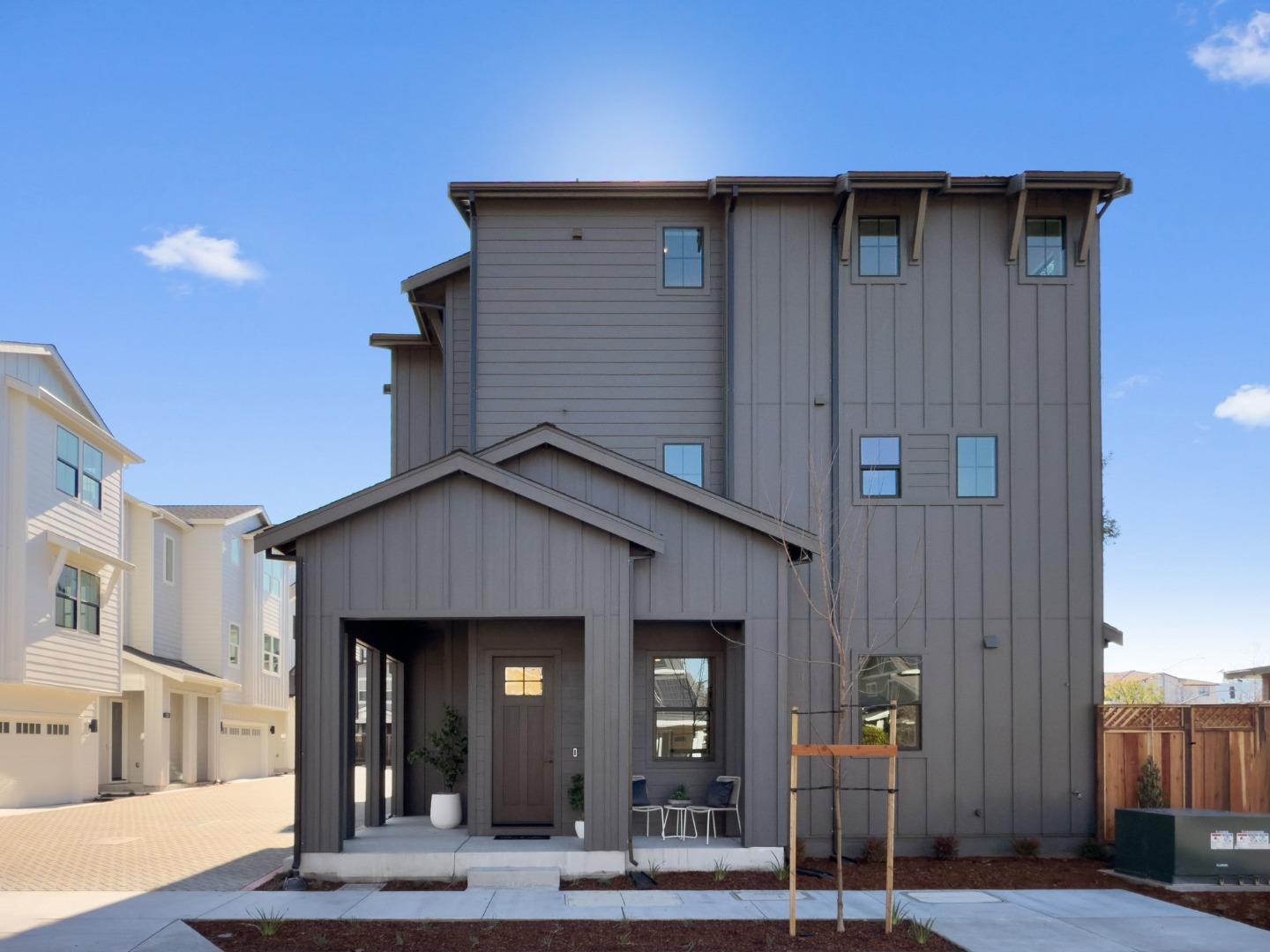 44 Sunnyside AVE
