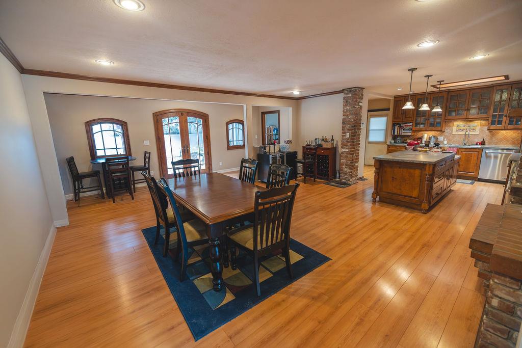 206 Edinburgh AVE - Kitchen
