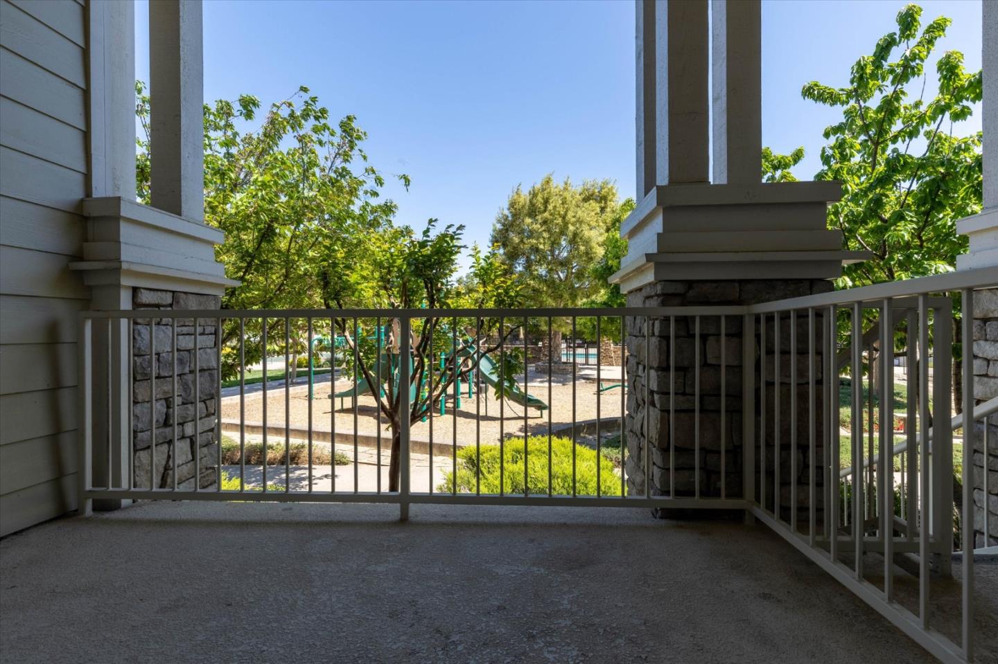 18524 Poppy Jasper LN - Interior
