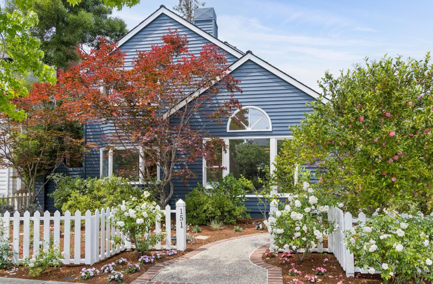151 Lowell AVE, Palo Alto